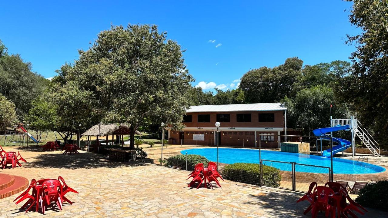 Parque Hotel Manantial Hohenau Kültér fotó