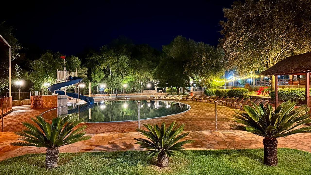 Parque Hotel Manantial Hohenau Kültér fotó