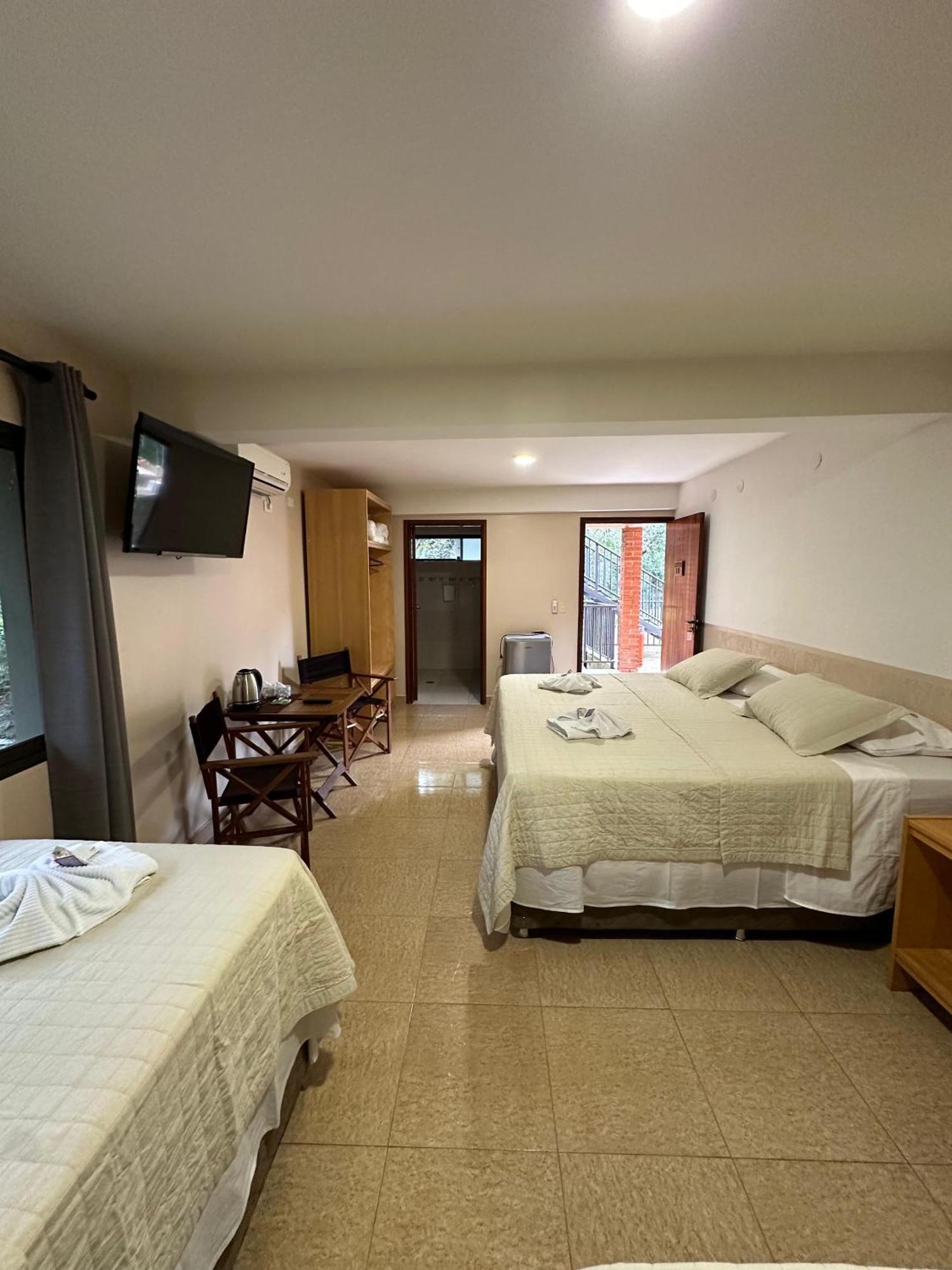 Parque Hotel Manantial Hohenau Kültér fotó